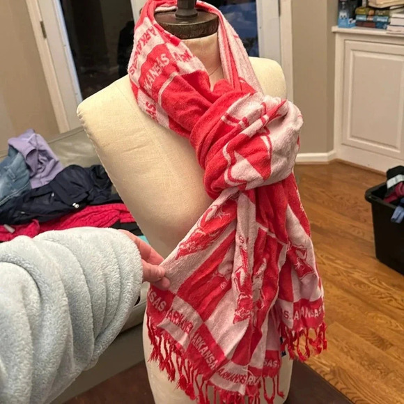 Arkansas Razorbacks, super soft scarf - Picture 1 of 3